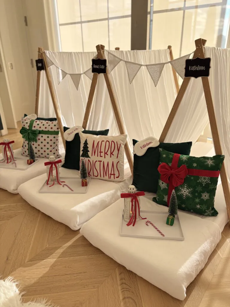 christmas teepee theme